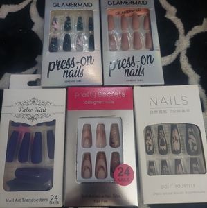 NEW‎ lot of 5 false nails (glamermaid and random) coffin shape